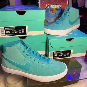 listing-status-banner